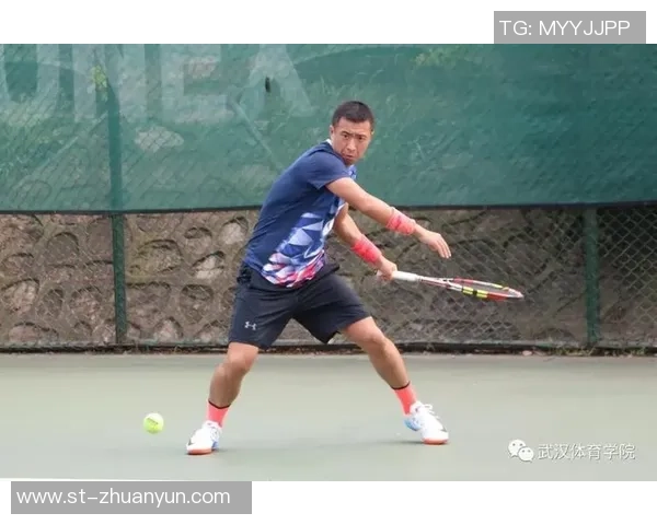 南京网球队的力量与精神：聚焦网球运动的成长与发展